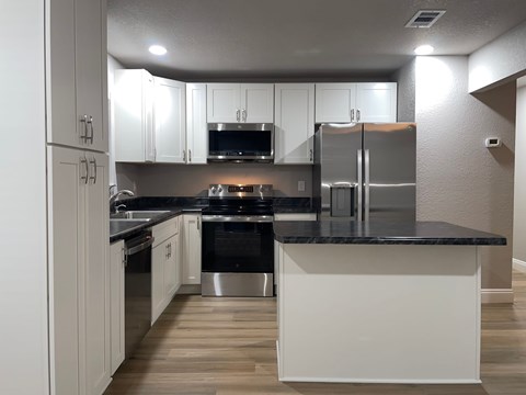 129 Jeff Dr. 3 Beds Apartment for Rent