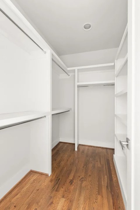 1702-A Simpkins St 4 Beds Apartment for Rent