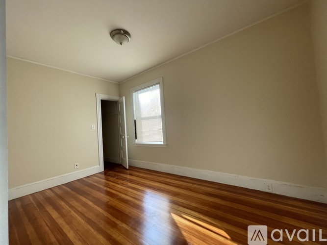 46 Neponset Avenue 4 Beds Apartment for Rent - Photo gallery 3