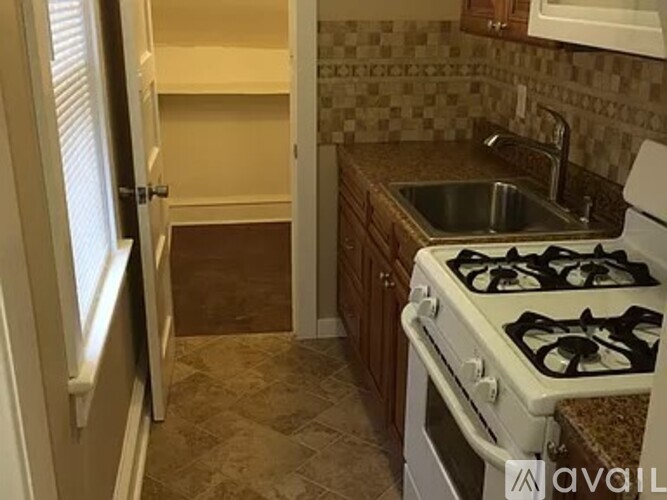 215 Magnolia Terrace 1 Apartment for Rent - Photo gallery 4