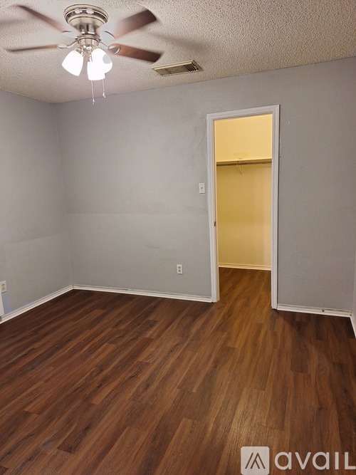 8119 Stagwood Hill 4 Beds Single Family Home for Rent - Photo gallery 5