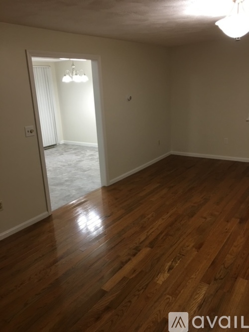 118 Central Street 3 Beds Single Family Home for Rent - Photo gallery 4