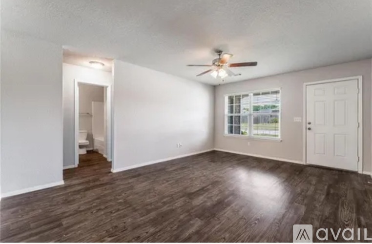 1199 South Splash Drive 3 Beds Single Family Home for Rent - Photo gallery 3