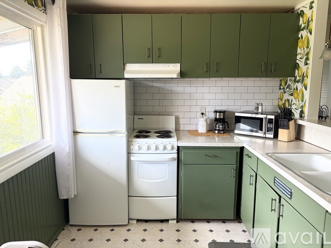 410 W Pear St 1 Apartment for Rent - Photo gallery 2