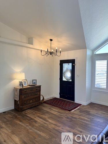598 Palace Pkwy 5 Beds Single Family Home for Rent - Photo gallery 2