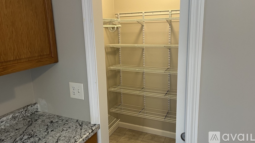 638A B Borough Road 2 Beds Townhouse for Rent - Photo gallery 3