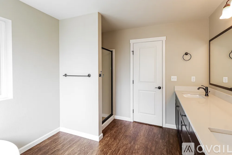 19411 90th Ave Ct E 4 Beds Single Family Home for Rent - Photo gallery 3