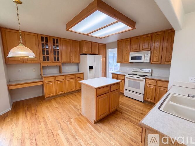 822 Sage Sparrow Cir 4 Beds Single Family Home for Rent - Photo gallery 4