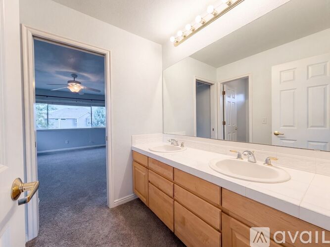 1139 Wyndemere Cir 4 Beds Single Family Home for Rent - Photo gallery 4