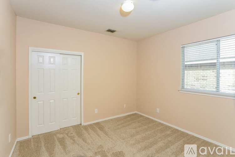 6115 Briscoe Leaf 3 Beds Single Family Home for Rent - Photo gallery 4