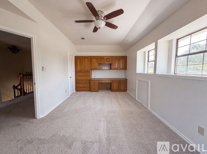 7633 Westwind Dr 4 Beds Single Family Home for Rent - Photo gallery 5