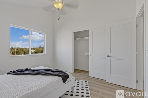 306 E RR Ave 2 Beds Apartment for Rent