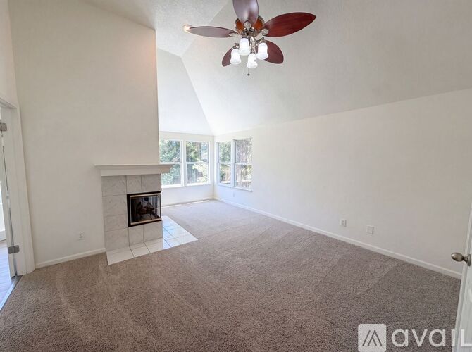 4712 Wildflower Ln 4 Beds Single Family Home for Rent - Photo gallery 2