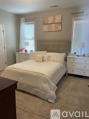 78 Cullen Ct 3 Beds Townhouse for Rent - Photo gallery 4
