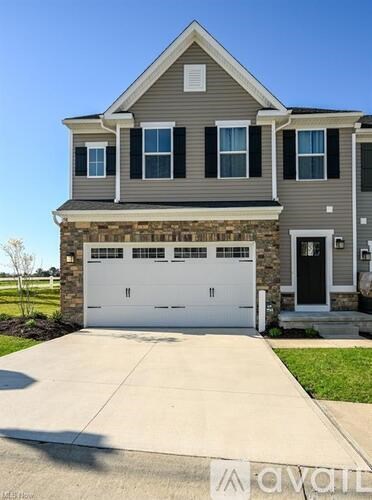 158 Topsail 3 Beds Apartment for Rent