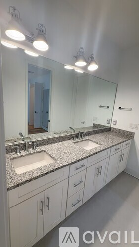 946 Highland Avenue #54 3 Beds Single Family Home for Rent - Photo gallery 4
