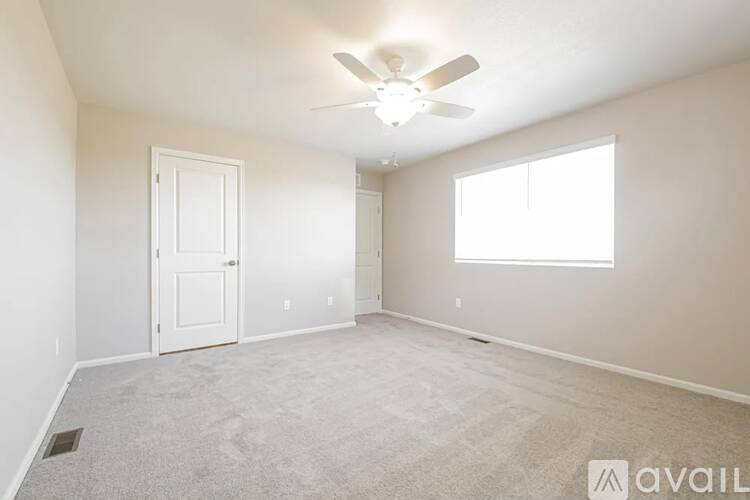4549 W Seldon Ln 3 Beds Single Family Home for Rent - Photo gallery 2