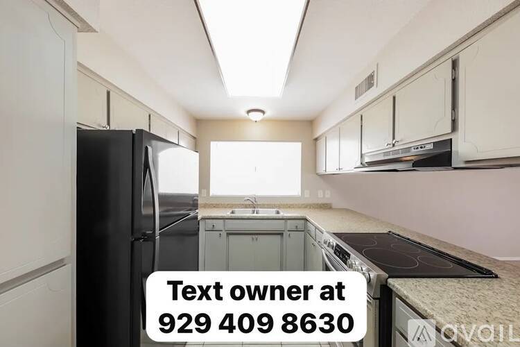 4549 W Seldon Ln 3 Beds Single Family Home for Rent - Photo gallery 4