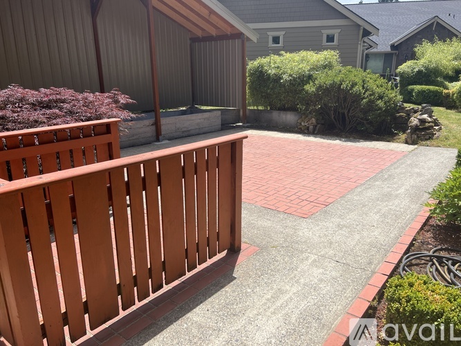 7215 NE 155th St 4 Beds Single Family Home for Rent - Photo gallery 3