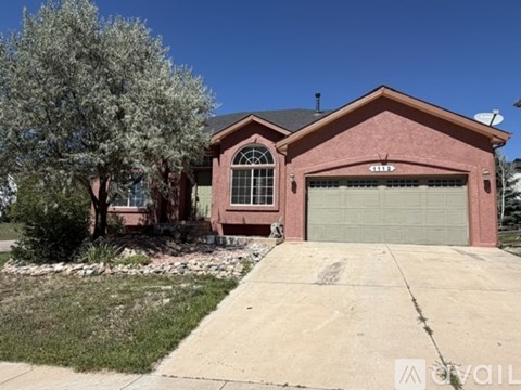 1112 Meadow Oaks Dr 6 Beds Apartment for Rent
