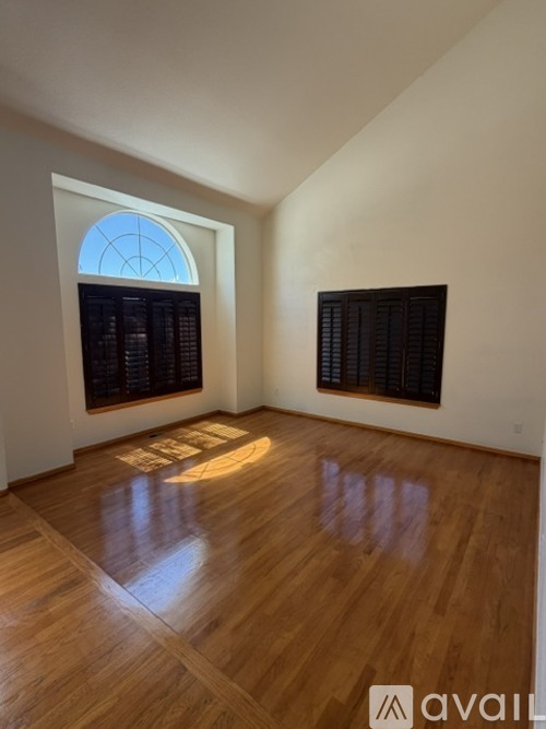 1112 Meadow Oaks Dr 6 Beds Single Family Home for Rent - Photo gallery 3