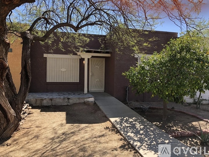 8836 East Arbor Street 2 Beds Single Family Home for Rent - Photo gallery 1