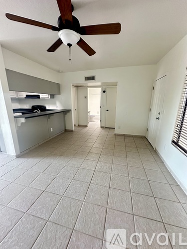 8836 East Arbor Street 2 Beds Single Family Home for Rent - Photo gallery 3