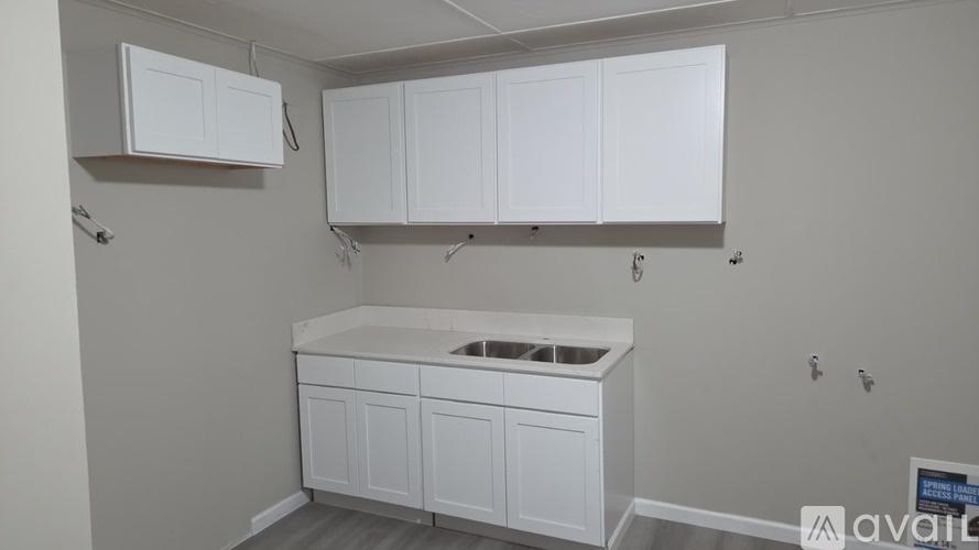 125 Town Homes Dr 4 Beds Single Family Home for Rent - Photo gallery 2