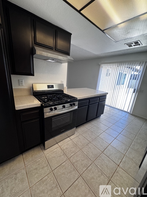 4425 Bartel Drive 3 Beds Single Family Home for Rent - Photo gallery 2