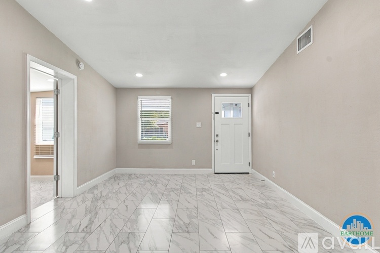 3034 N 39th St 4 Beds Single Family Home for Rent - Photo gallery 5