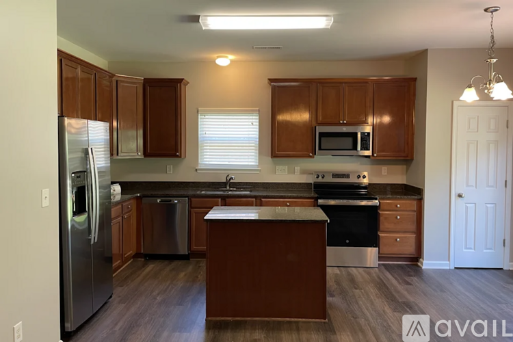 8022 Grove Hall Ave 4 Beds Single Family Home for Rent - Photo gallery 5