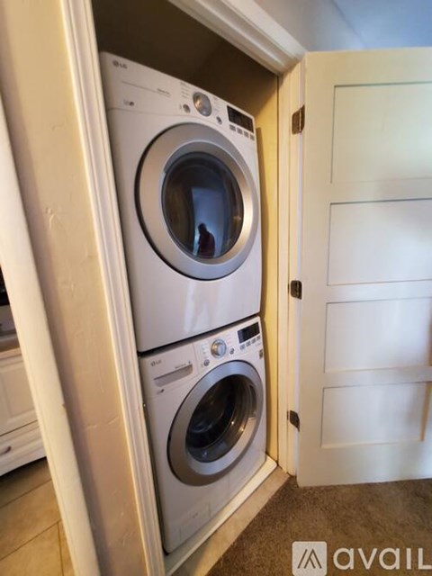 1285 East Hemingway Drive 3 Beds Apartment for Rent