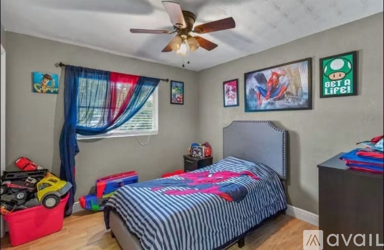 609 Gould Street 4 Beds Single Family Home for Rent - Photo gallery 5
