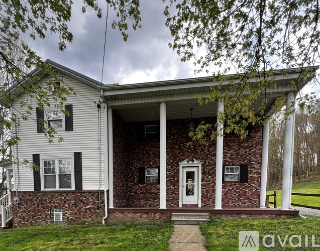 157 Maple Valley Lane 3 Beds Single Family Home for Rent - Photo gallery 3