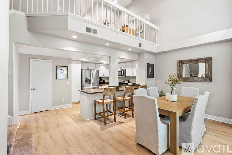 4 Nightingale Dr 2 Beds Single Family Home for Rent - Photo gallery 3