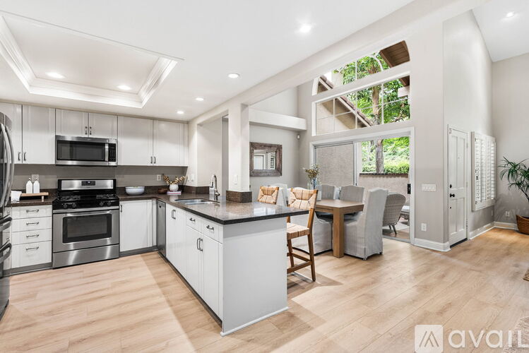 4 Nightingale Dr 2 Beds Single Family Home for Rent - Photo gallery 4
