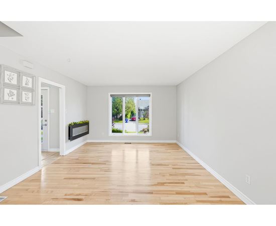 379 Rue Nobert 3 Beds House for Rent - Photo gallery 3