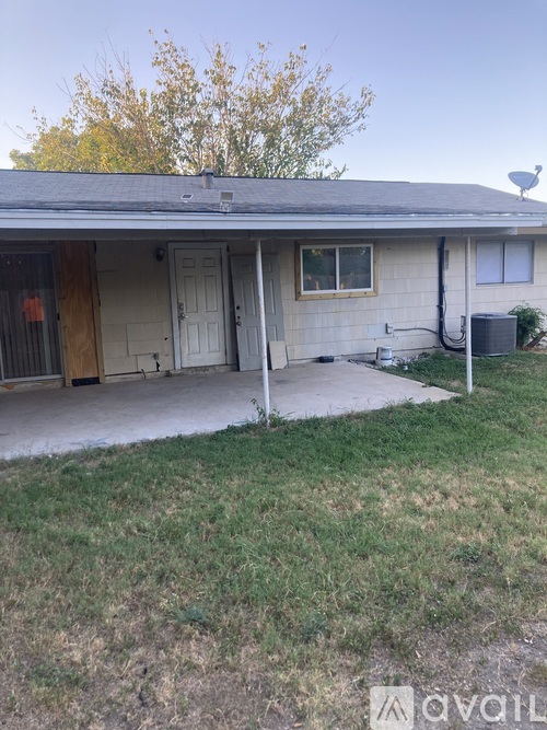 5230 Village Row 4 Beds Single Family Home for Rent - Photo gallery 1