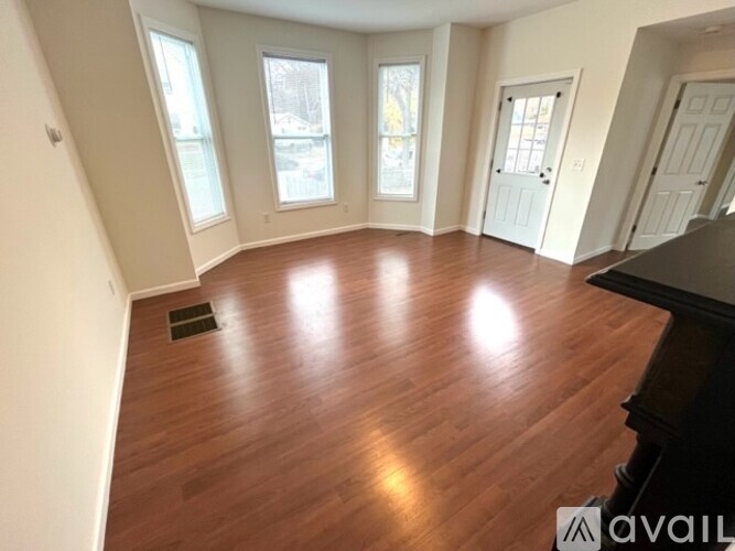 209 Beech Street 2 Beds Apartment for Rent - Photo gallery 1