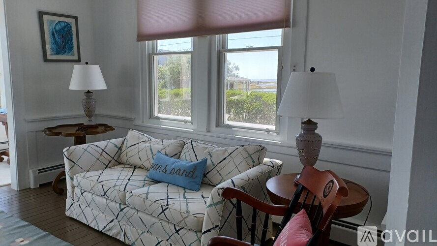 502 Central Ave 4 Beds Single Family Home for Rent - Photo gallery 4
