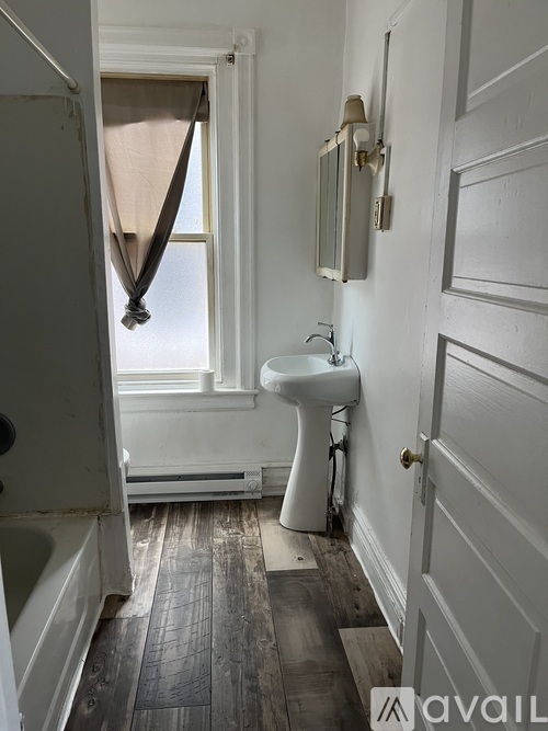 1506 W Turner St 2 Beds Apartment for Rent - Photo gallery 1