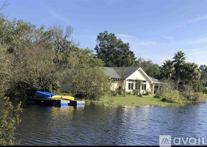 775 S Holmes Blvd 3 Beds Single Family Home for Rent - Photo gallery 2