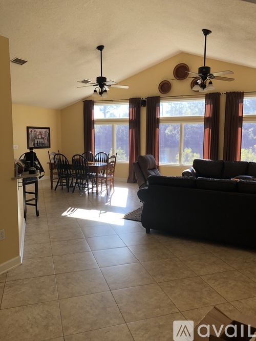 775 S Holmes Blvd 3 Beds Single Family Home for Rent - Photo gallery 3