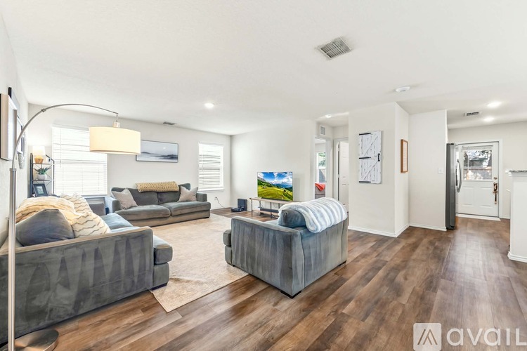 7361 Storms End 4 Beds Single Family Home for Rent - Photo gallery 5