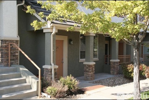 22520 East Ontario Drive 2 Beds Apartment for Rent