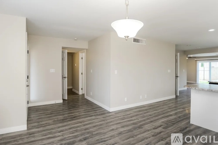 2907 Rockingham Ct SW 3 Beds Single Family Home for Rent - Photo gallery 3