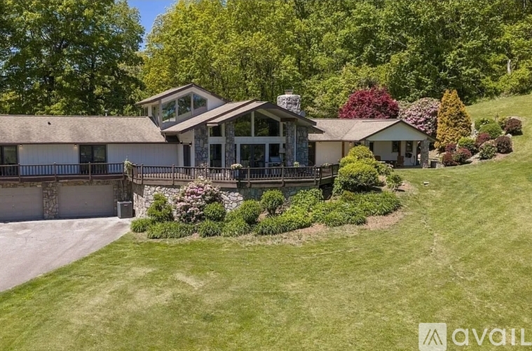 1281 North Robinson Creek Road 4 Beds Single Family Home for Rent - Photo gallery 1