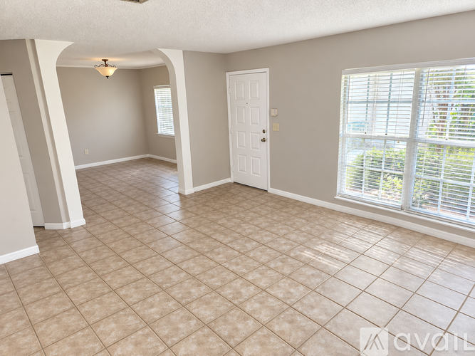 637 Kensington Lake Circle 2 Beds Single Family Home for Rent - Photo gallery 5