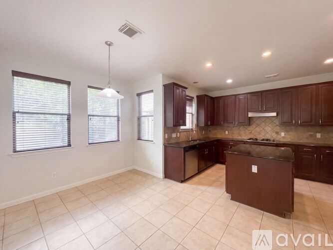 1015 Bretton Woods Dr 4 Beds Single Family Home for Rent - Photo gallery 5