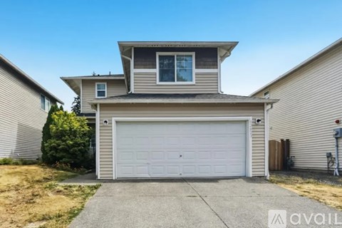 1282 15Th Pl W 4 Beds Apartment for Rent